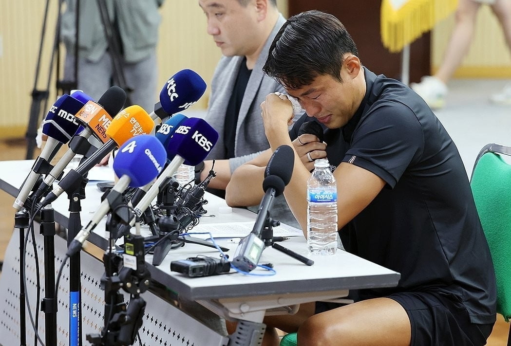 德甲官网预测多特vs波鸿首发：阿德耶米、吉滕斯分居两翼