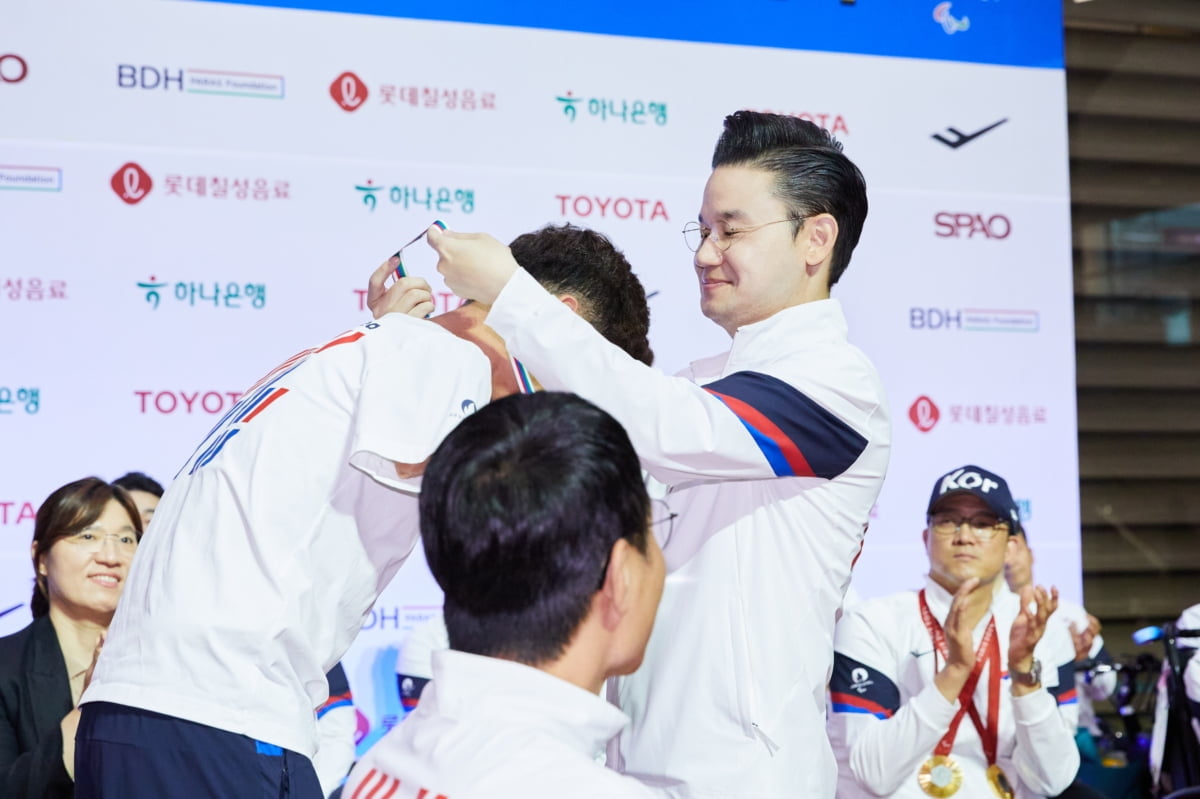 奥尔莫：我不喜欢输，即使是玩弹珠也要全力以赴
