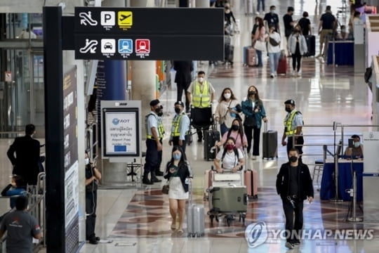 国足公布23人名单！韩佳奇陶强龙落选，武磊伤缺，韦世豪10号