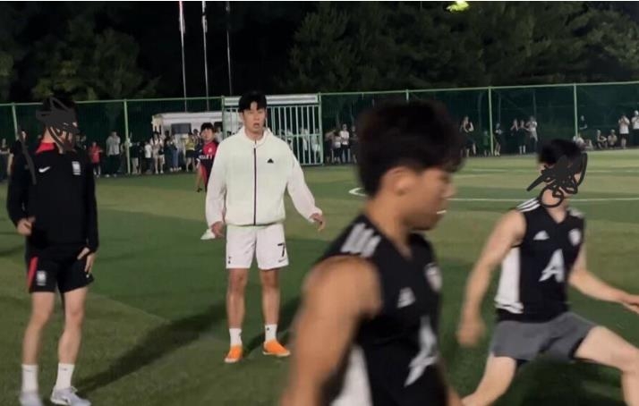 科莫vs蒙扎球员评分：恩格尔哈特7.7分，马尔科-萨拉6.2分
