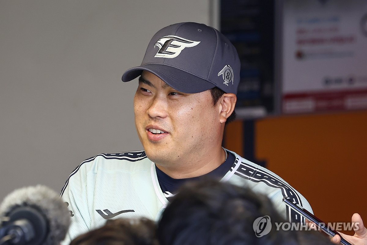 富勒姆vs南安普顿全场数据：射门数16-5，射正数5-1